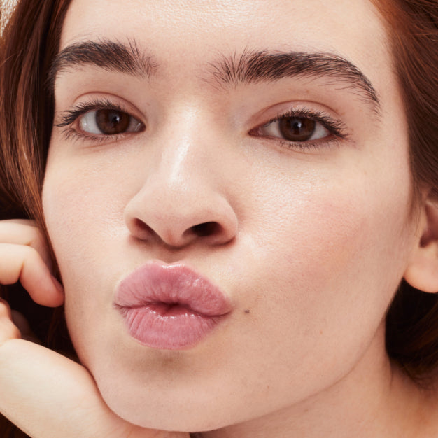 Ultralip, Lucite, shade image 2