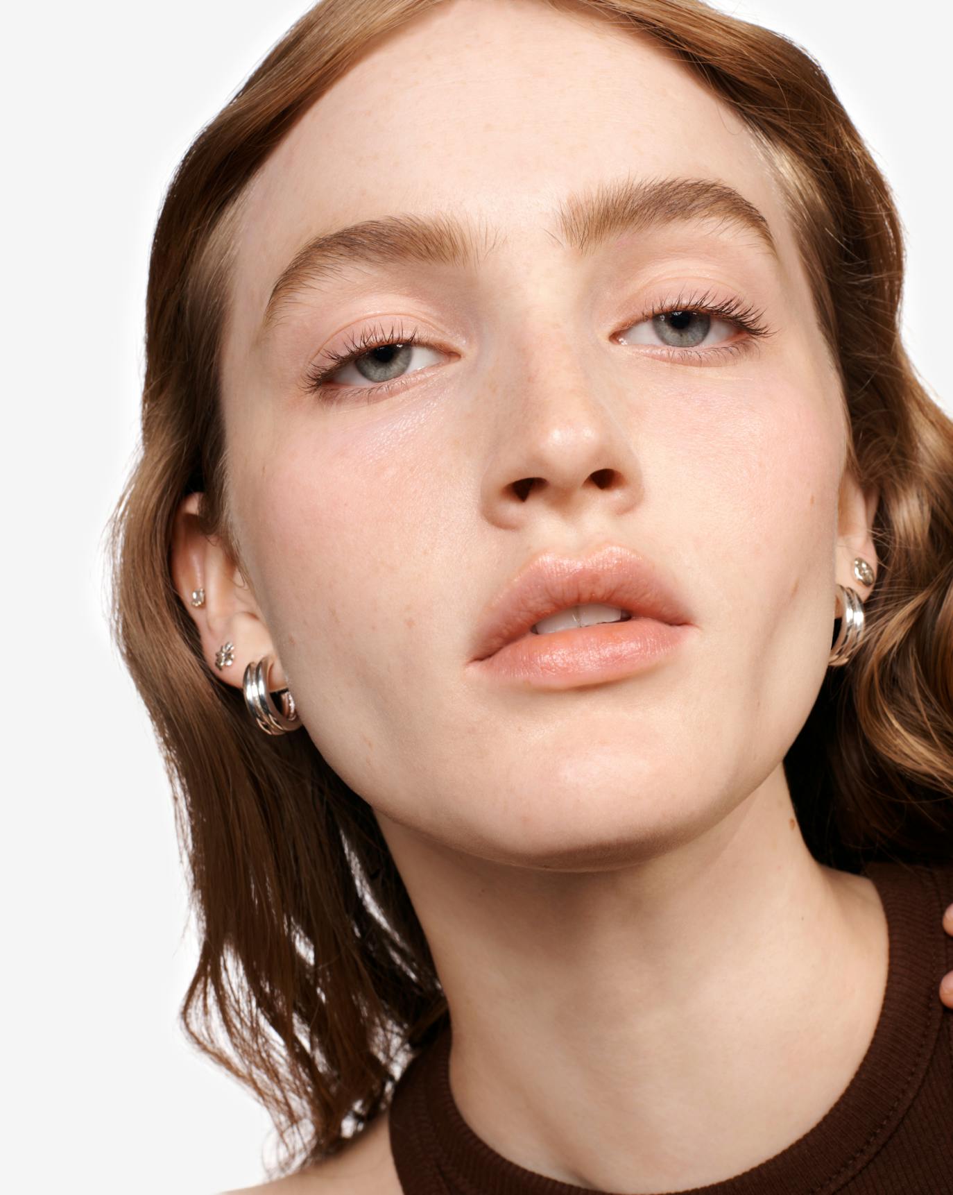 Briggs wears Boy brow Arch in Cool Blond.