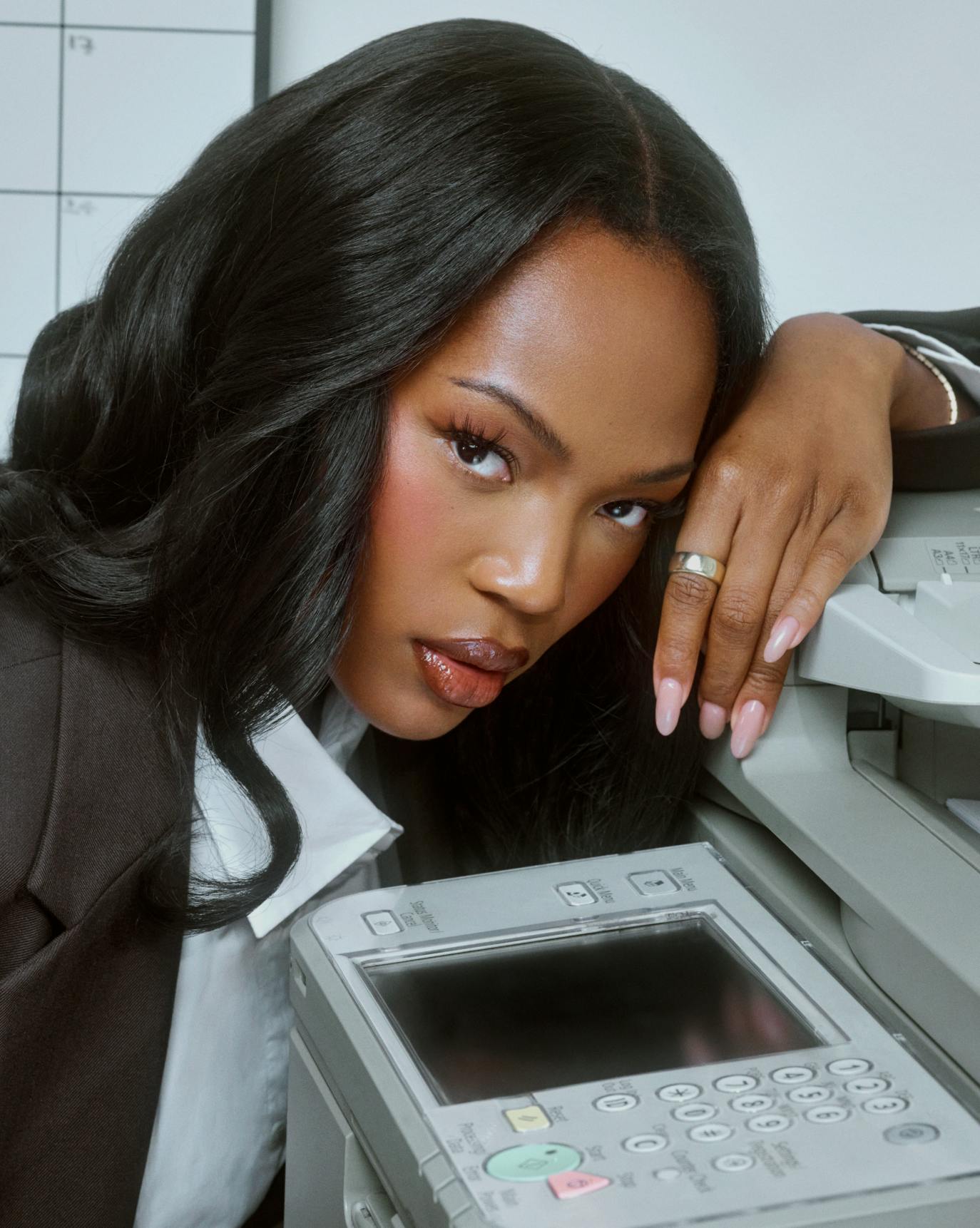 Quen wears Espresso Balm Dotcom.