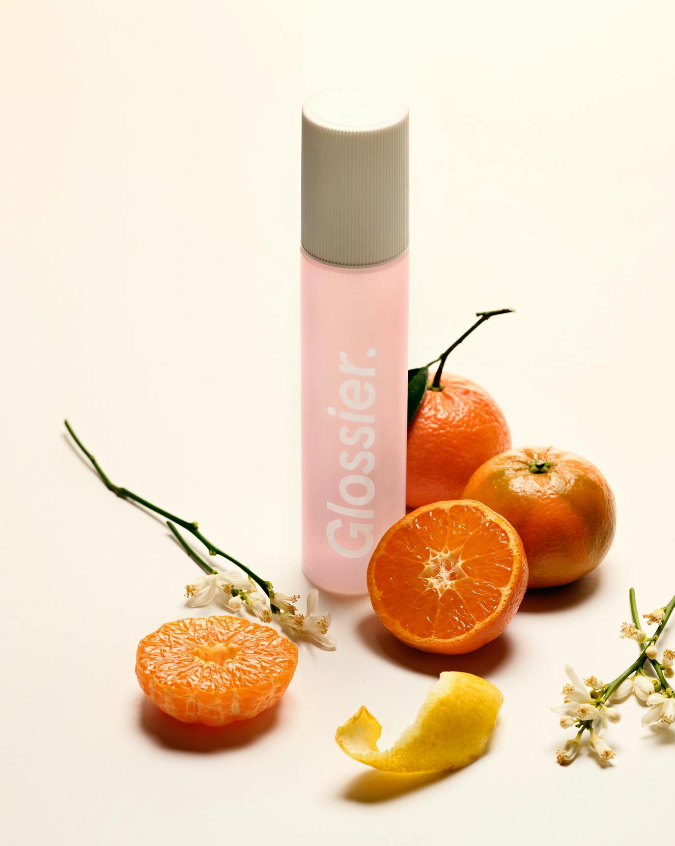 Orange Blossom Neroil has notes of Orange Blossom, Bergamot, and Neroil Buds.