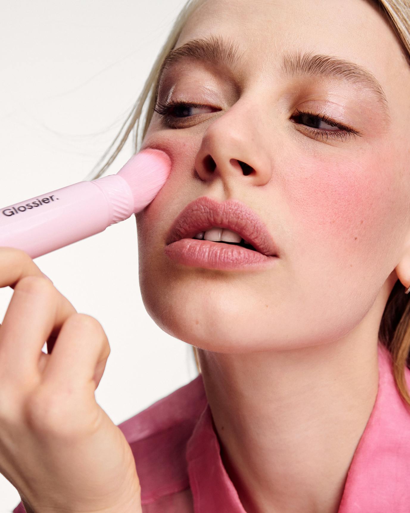 Tia wears Cloud Paint Plush Blush in Float.