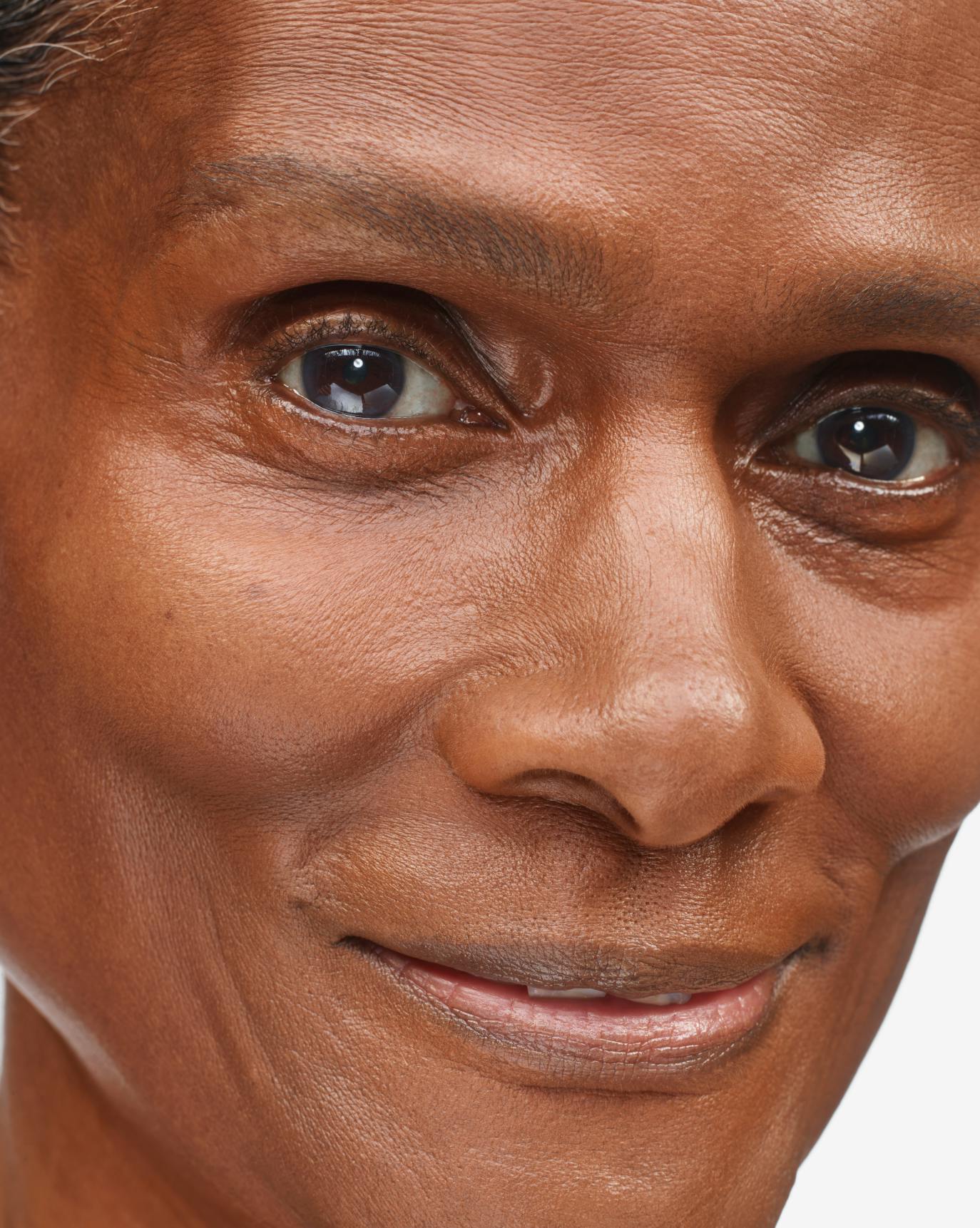 Tracey in Stretch Balm Concealer, D3.