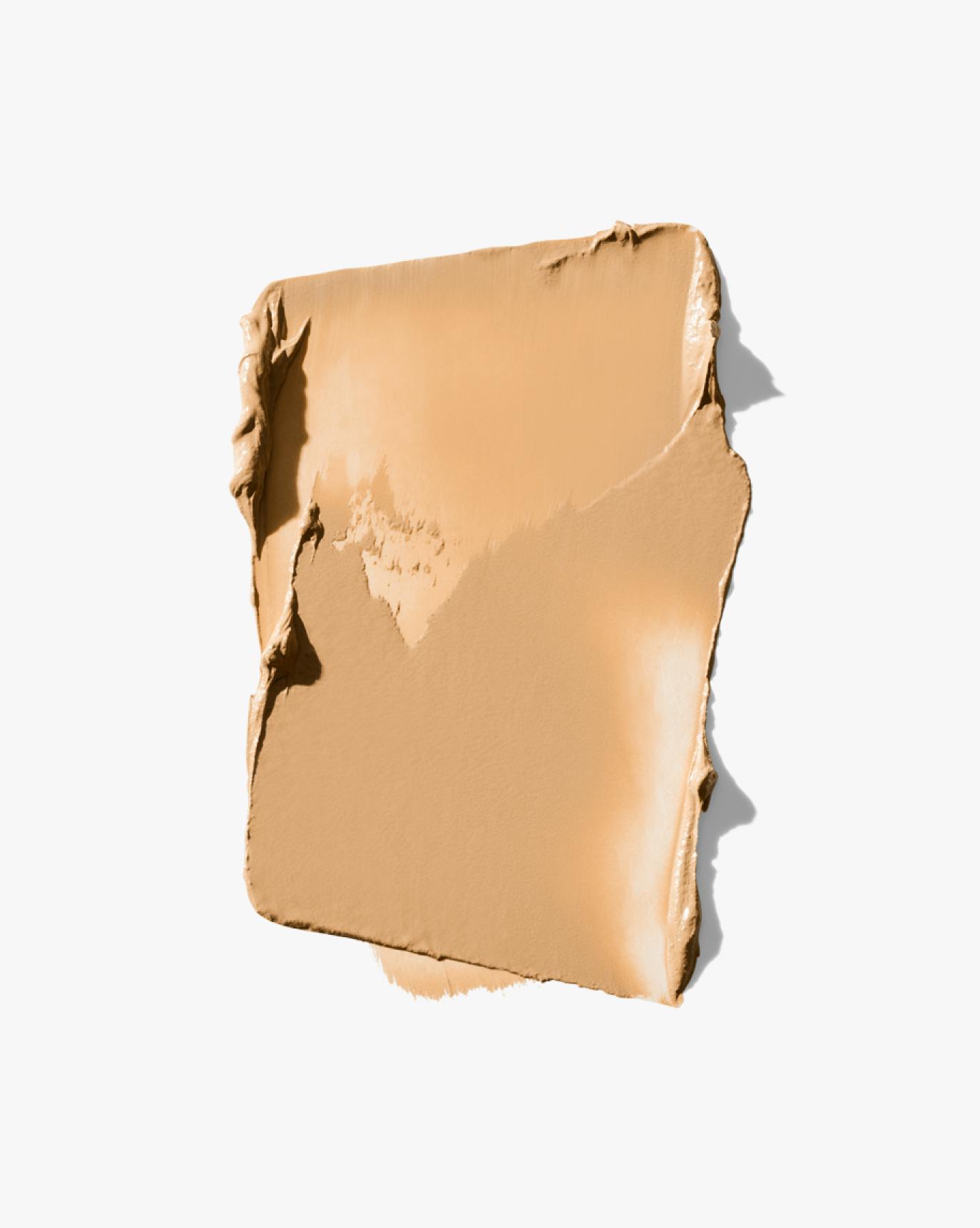 Stretch Balm Concealer in M1.