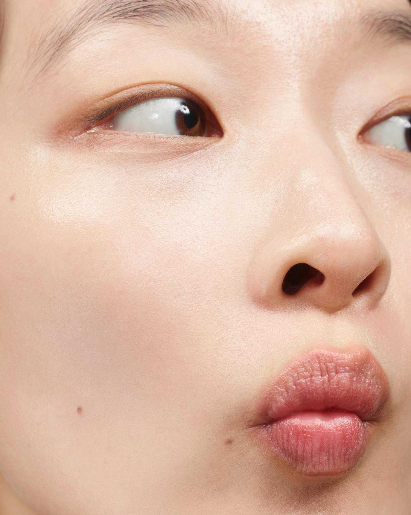 Eve in Stretch Balm Concealer, VL3.