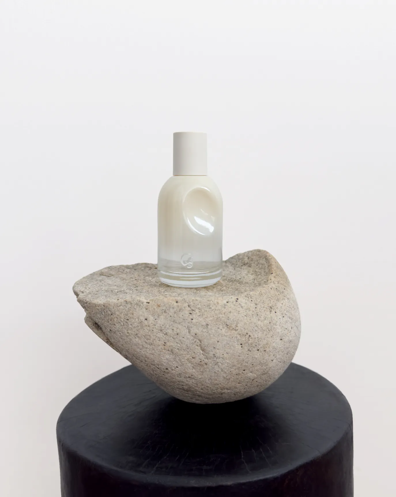 glossier-doux-launch-carousel-