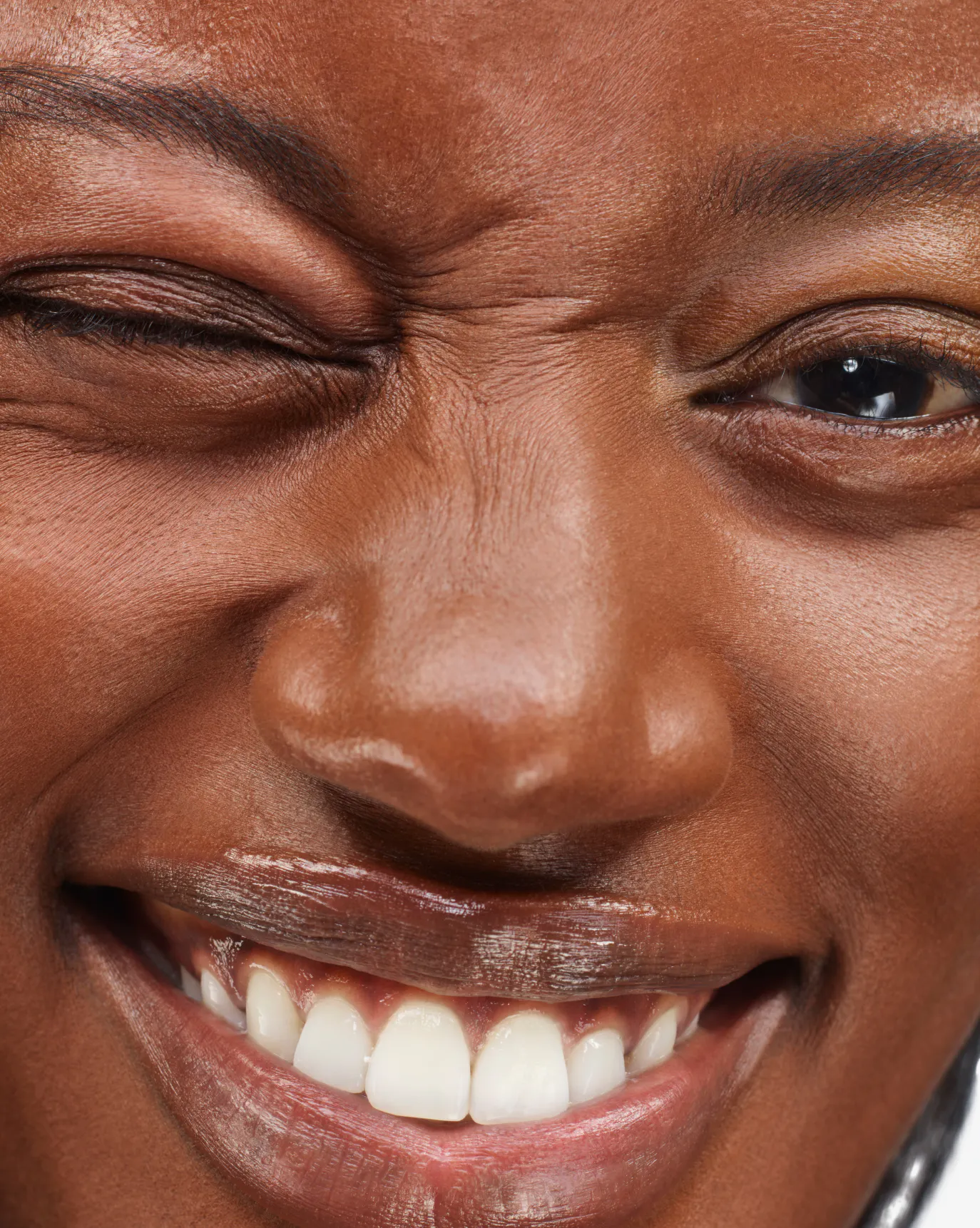 Brenda in Stretch Fluid Foundation, D5.