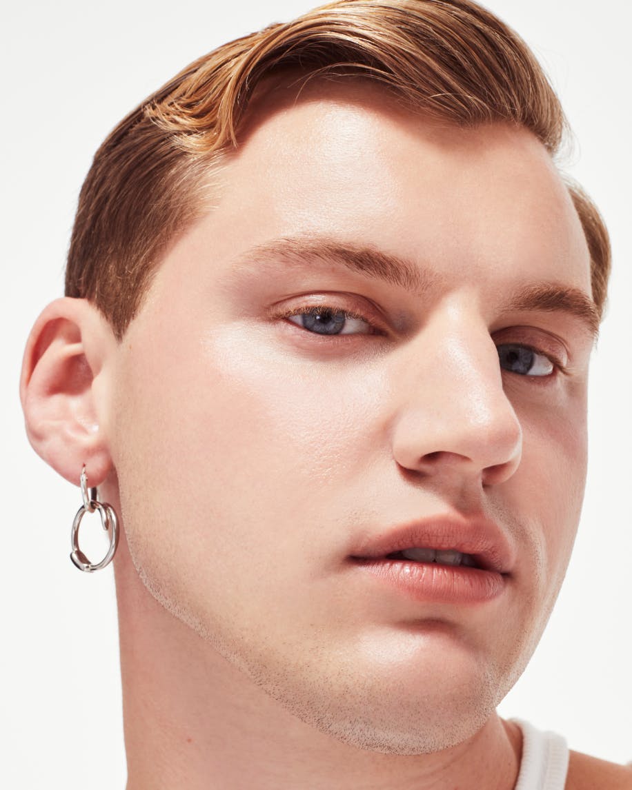 model wearing generation g in cake