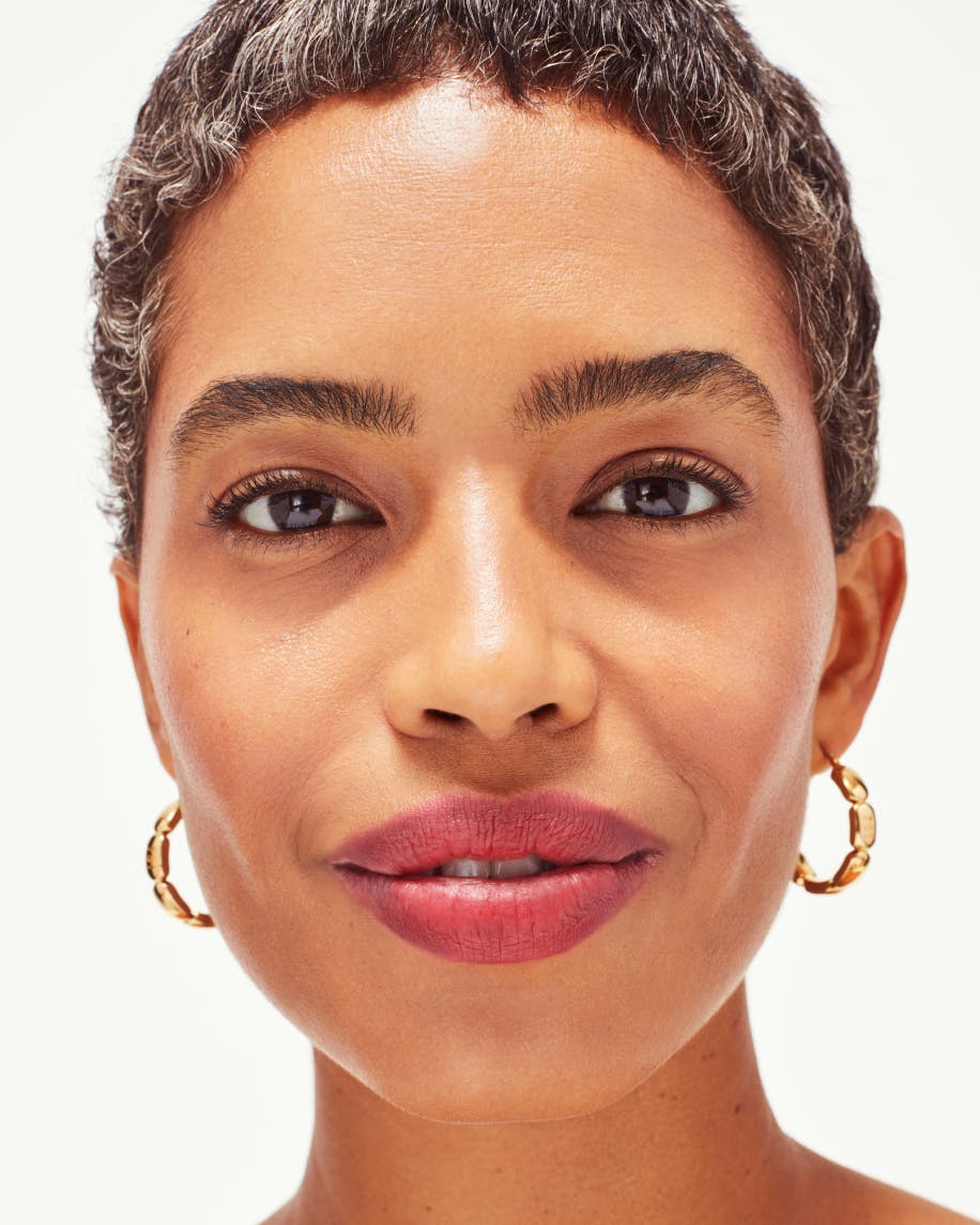 image of model's face wearing generation g in crush.