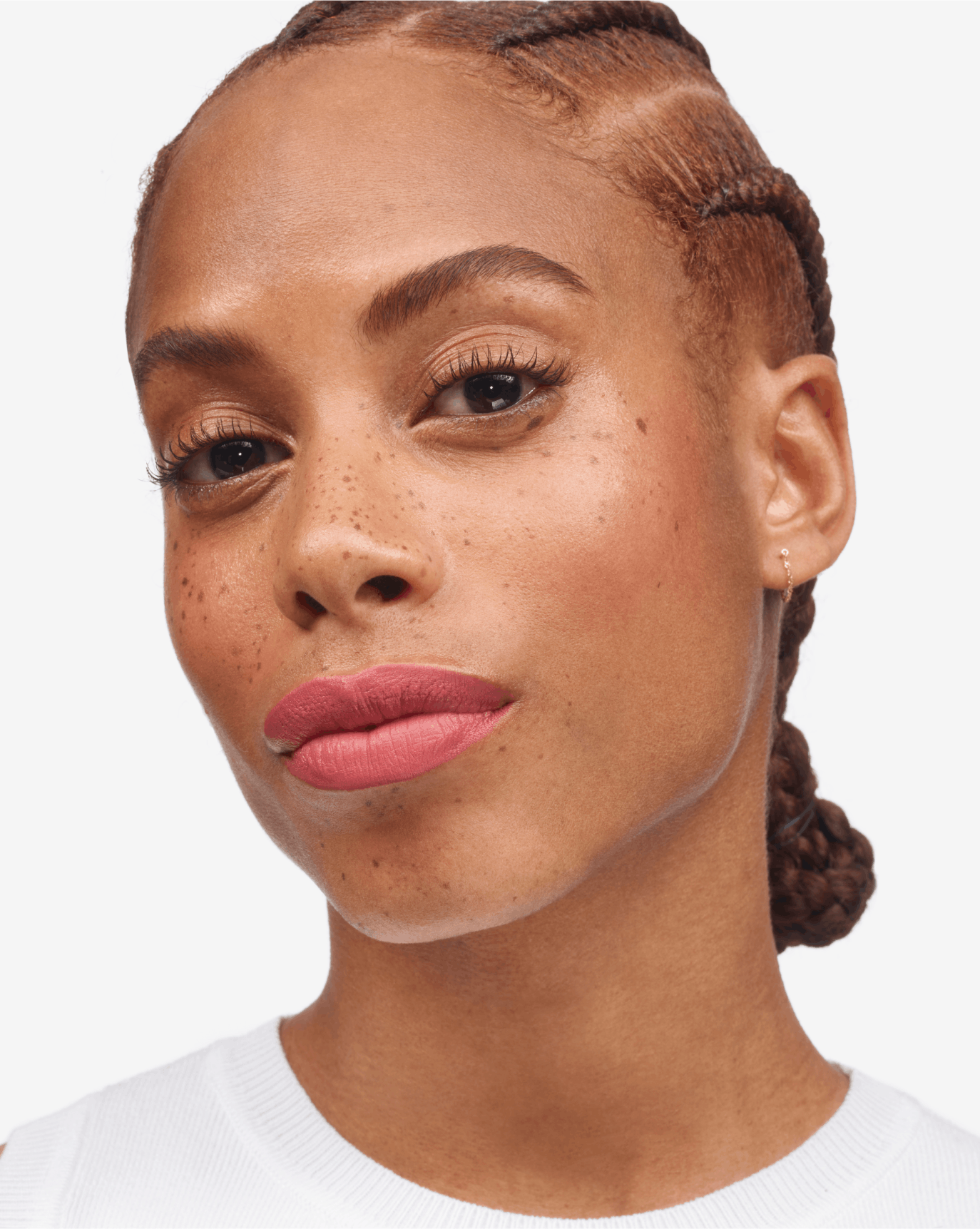 Mercedes wears G Suit in Curve.