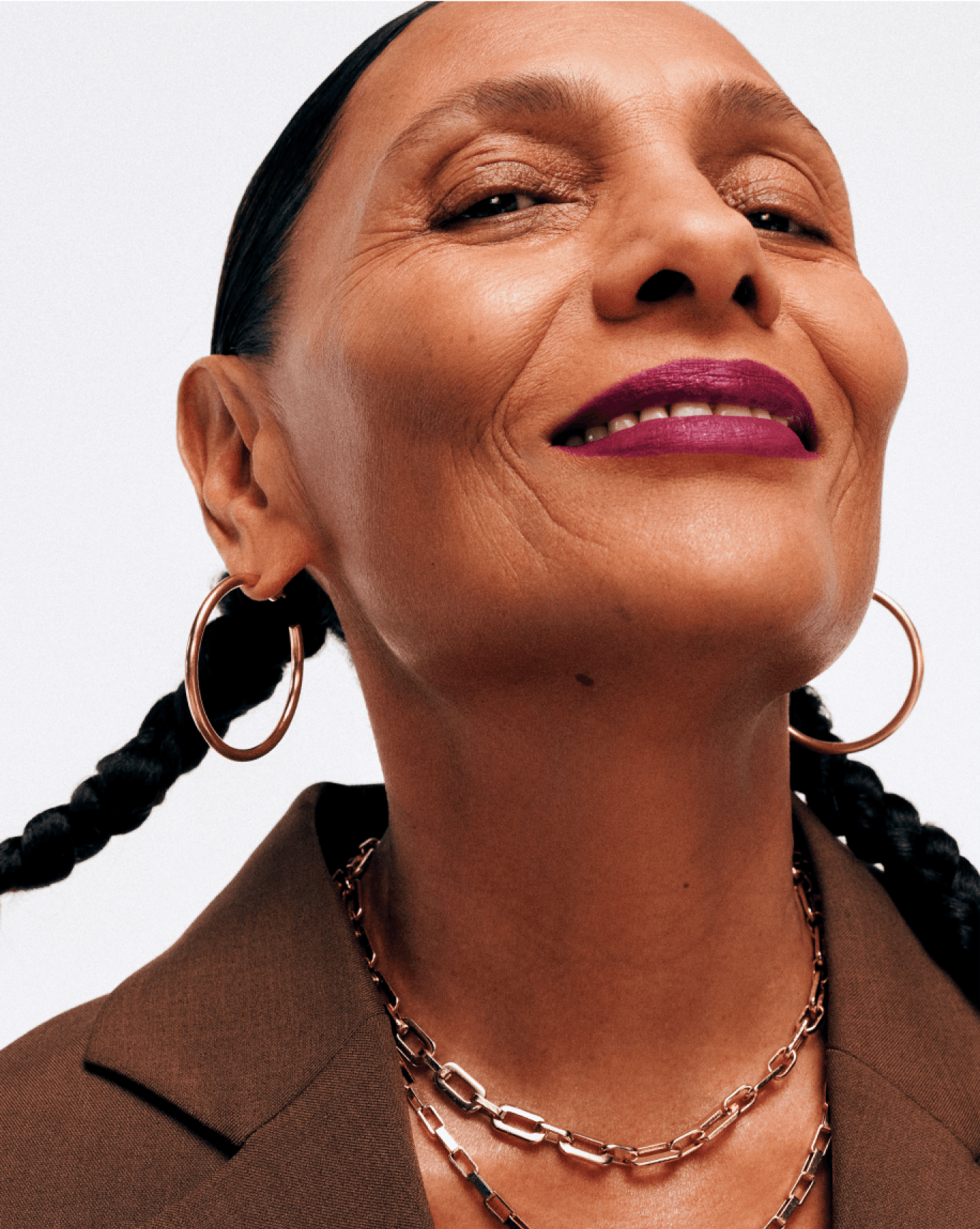 Ming wears G Suit in Tempo.