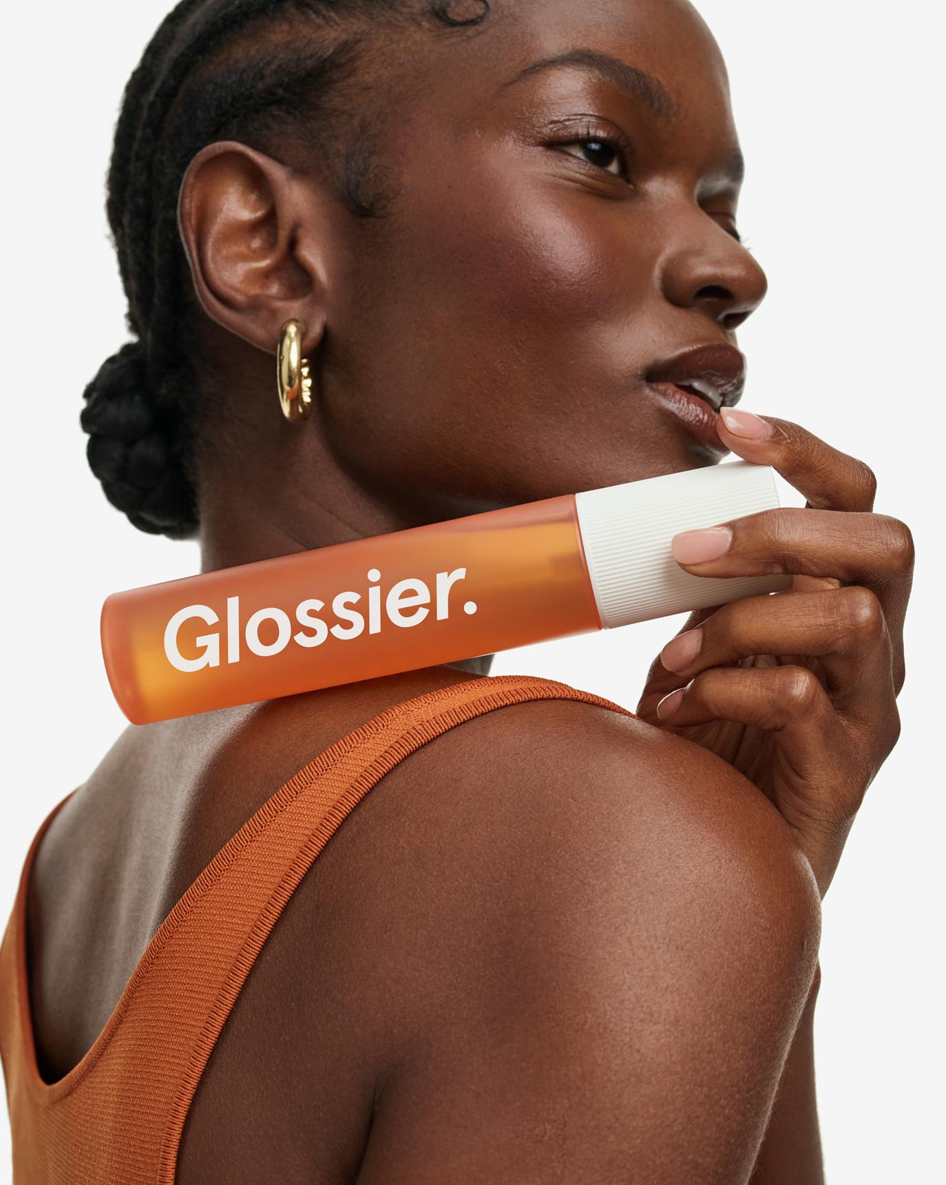 Ezu wears Lilyhaze Body Spritz.