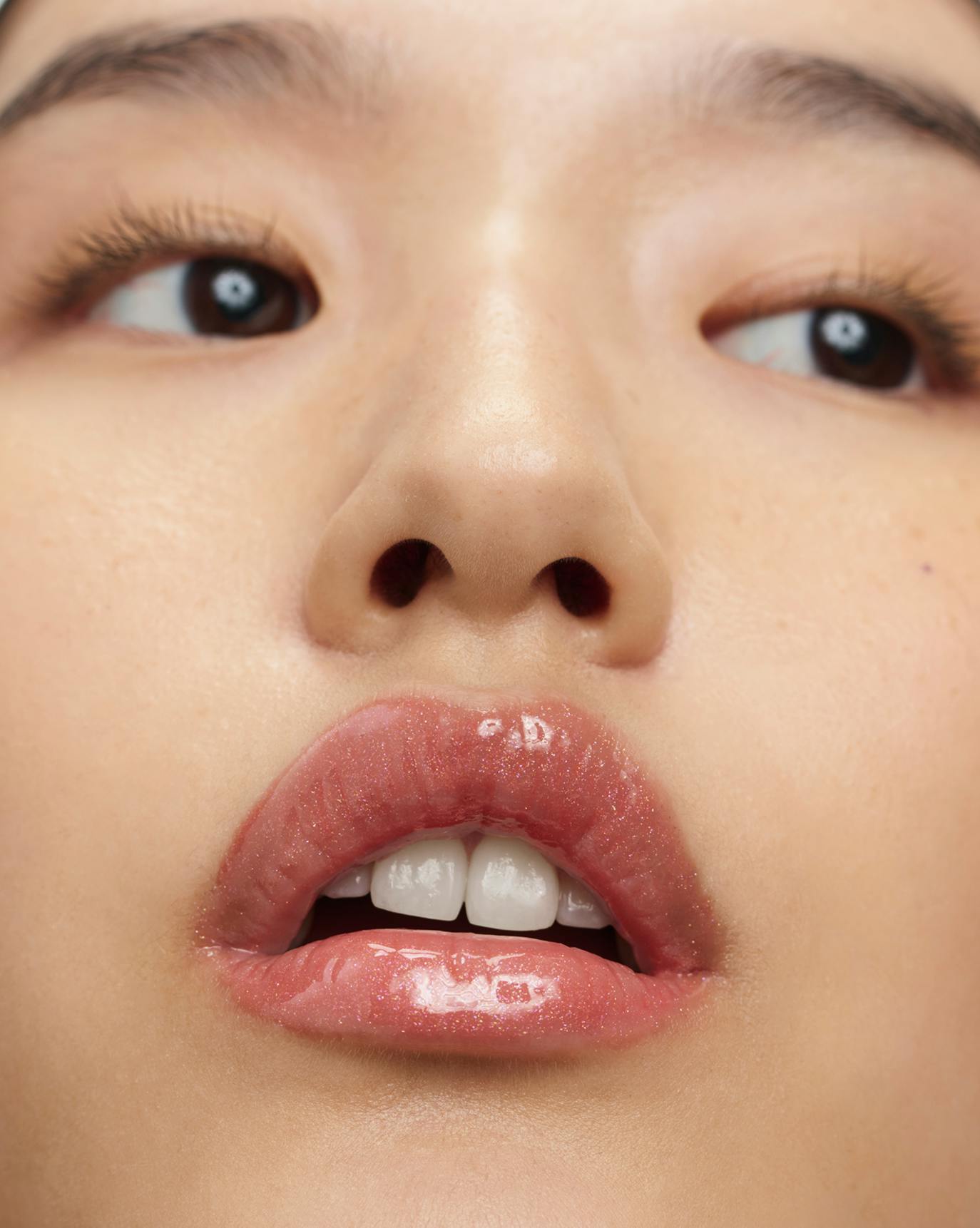 Tian wears Ultralip in Villa+.