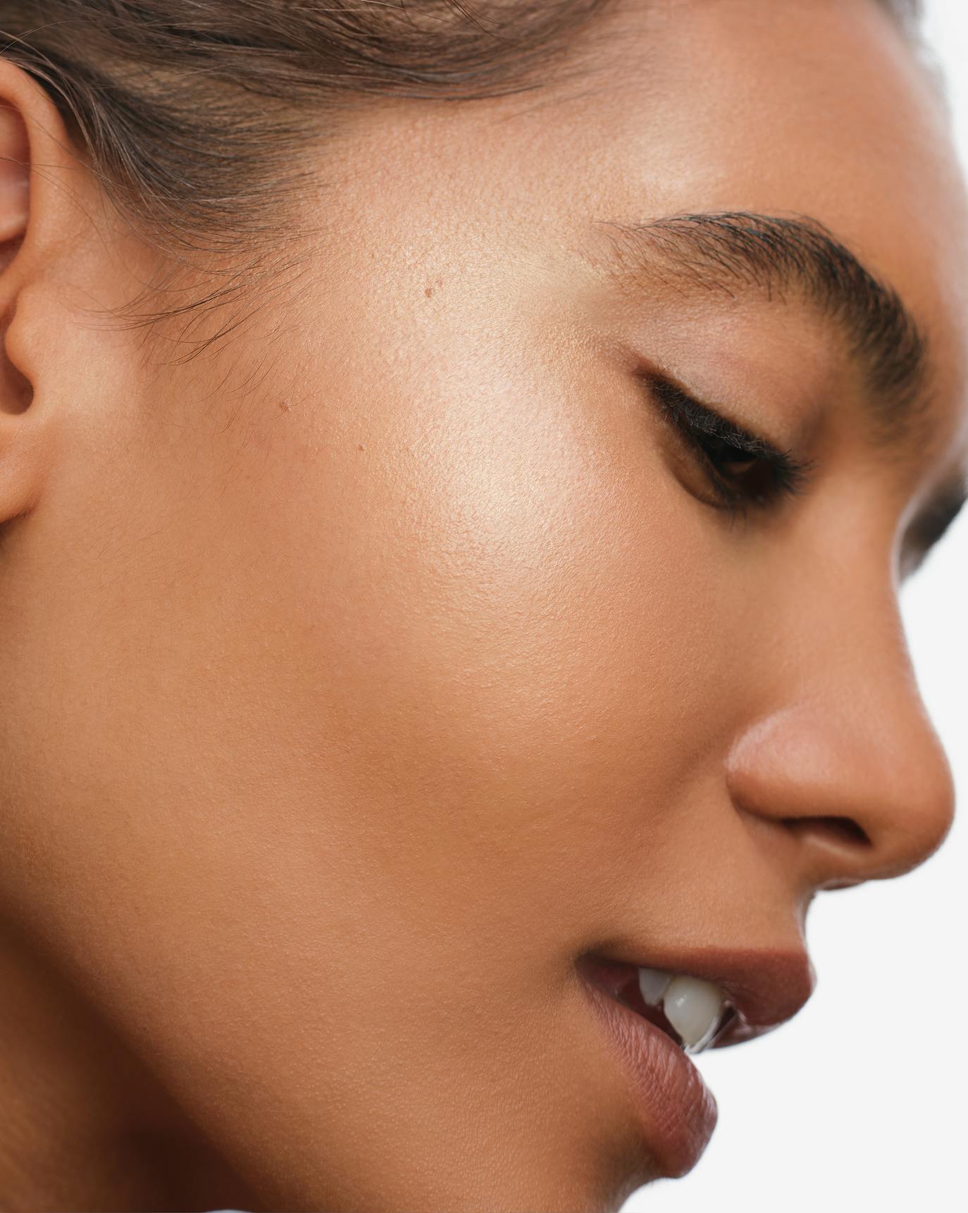 Summer wears Skylight in Sunlit.