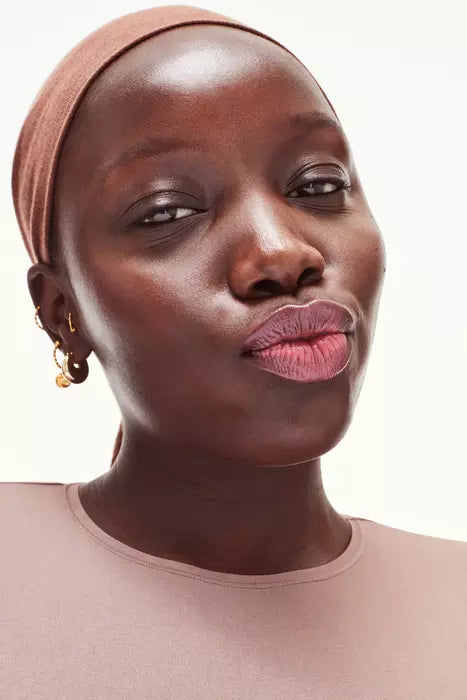 Ultralip, Portrait, shade image 3