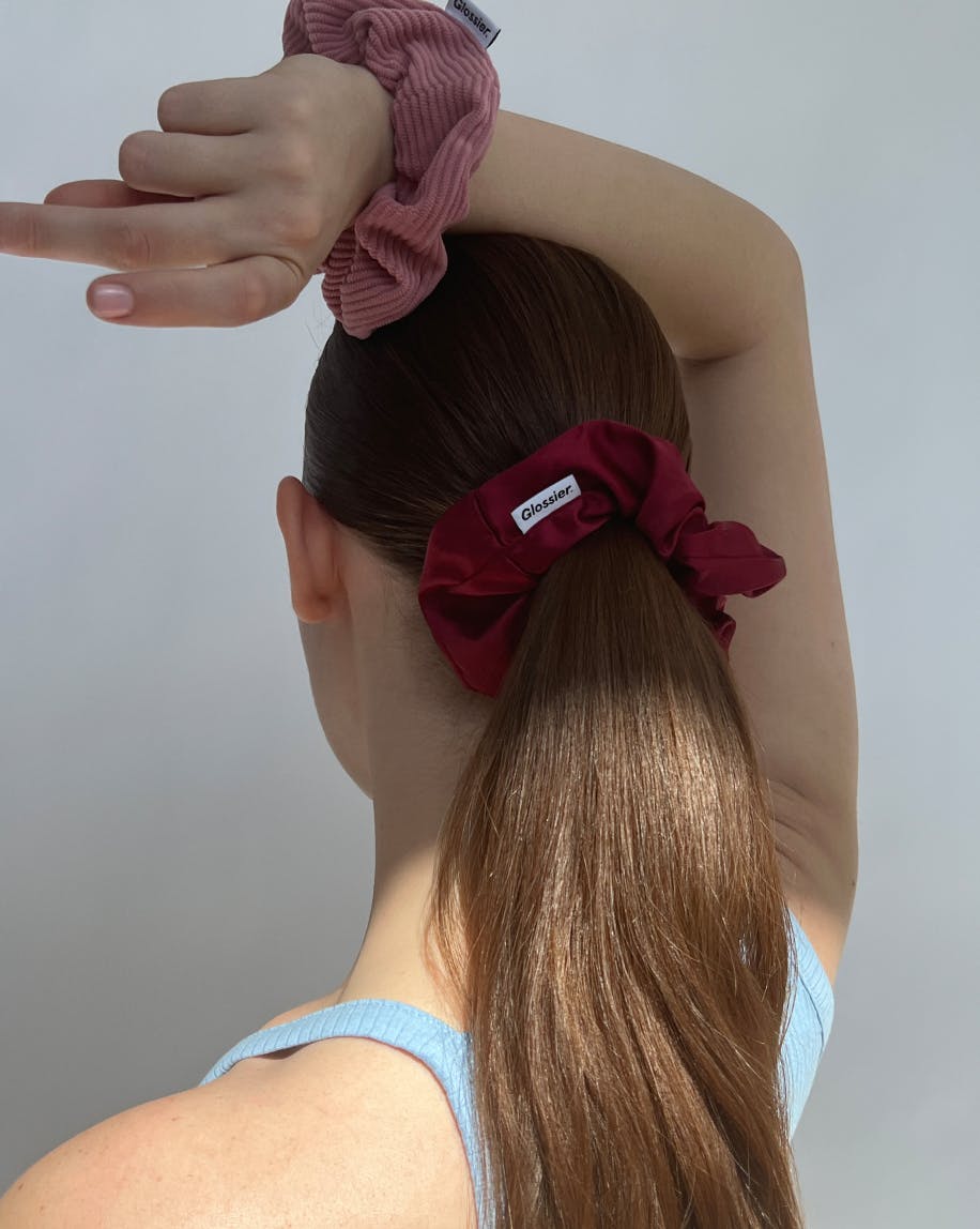 Liv wears the Scrunchie.