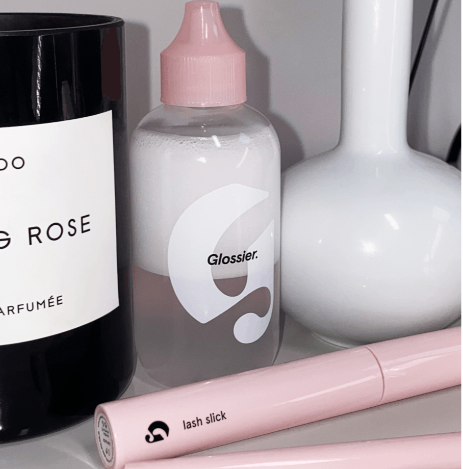 Milky Oil Glossier 0397